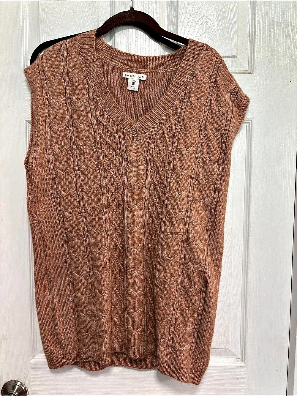 Sincerely Jules Cable Knit V-Neck Sweater Vest Brown Small Like New
